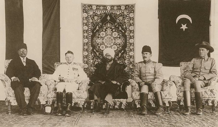 From left to right the photograph shows- Maulavi Barkatullah, Werner von Hentig, Mahendra Pratap, K&acirc;zım Orbay and Walter R&ouml;hrPhoto &copy; Stiftung Bibliotheca Afghanica
