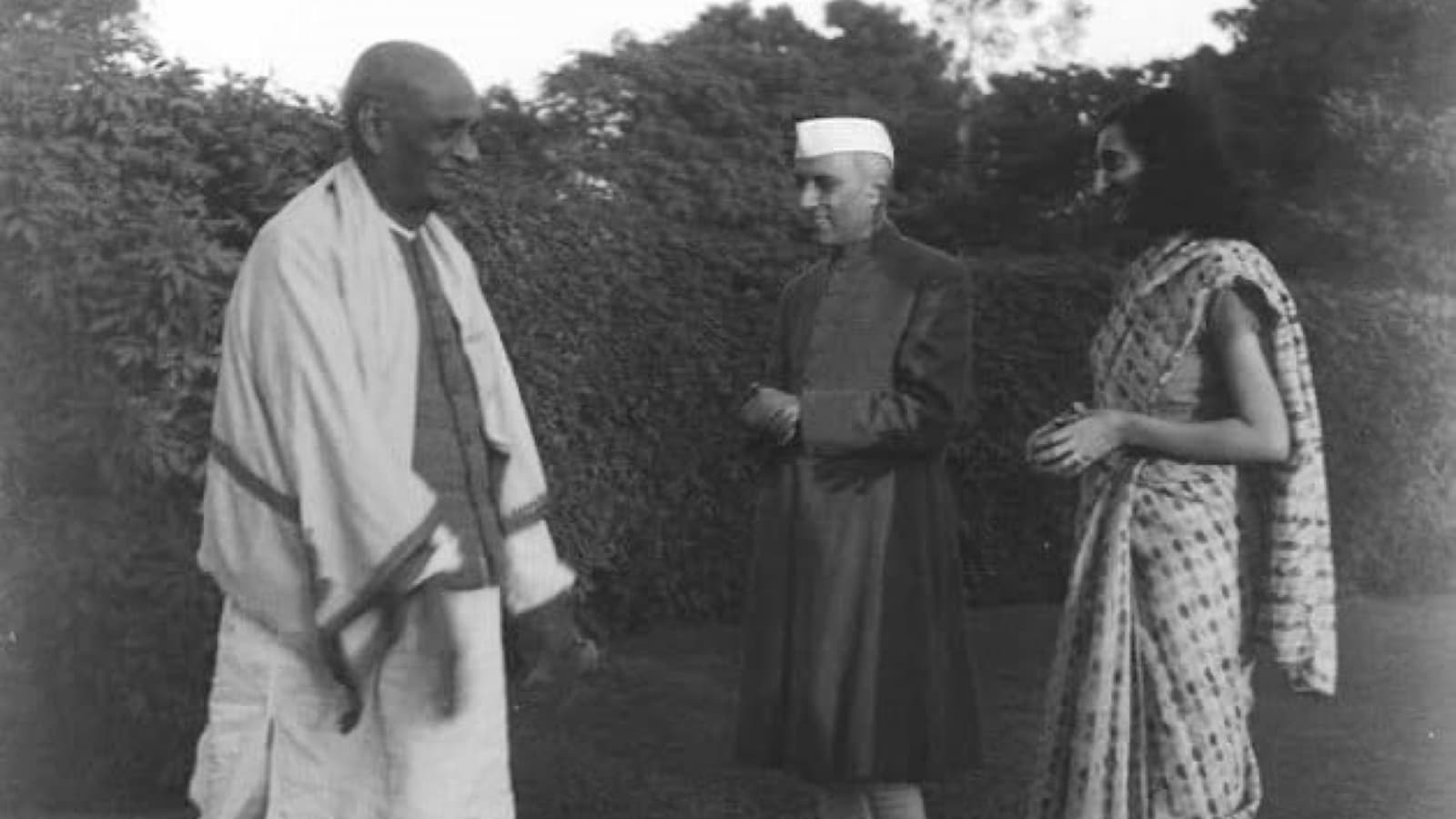 When Sardar Patel appealed people not to attack defenceless Muslims